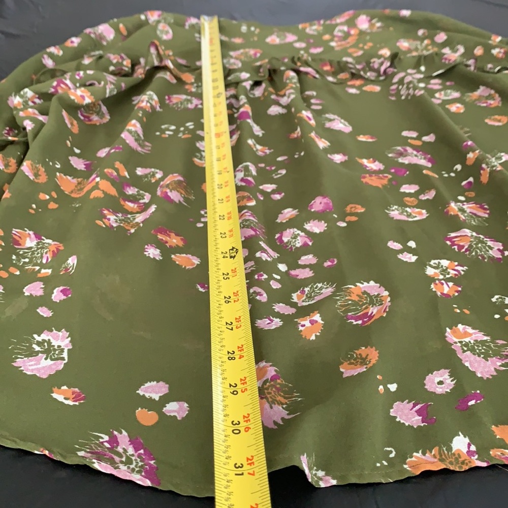 Max Studio Top. Multi Color- Mainly Green. See Ph… - image 6